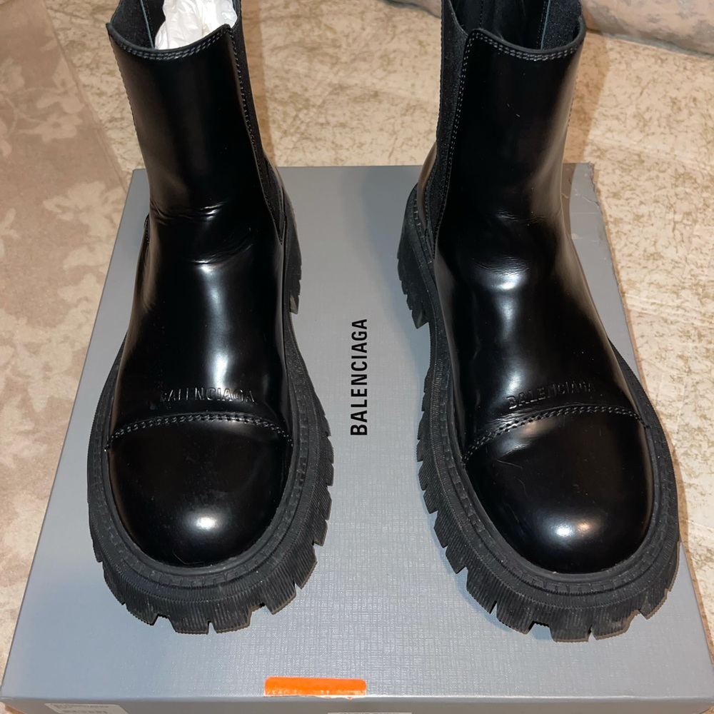 Balenciaga women boots . Size 40 - Picture 10 of 11